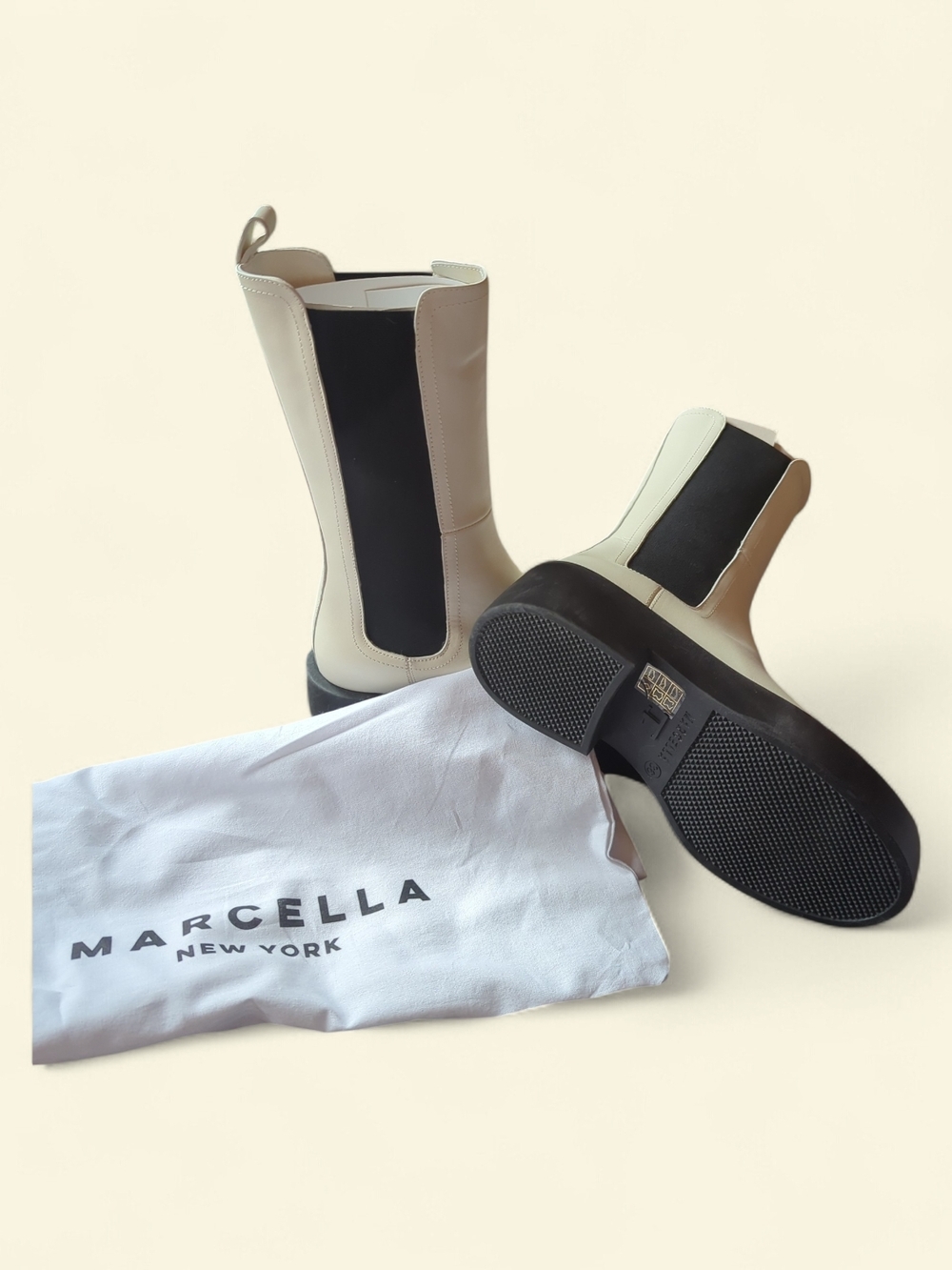 Marcella - Kimbra Boots
European Leather Mid-Calf Heeled Boots